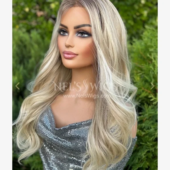 Nel’s standard size Emmie wig - Picture 3 of 6